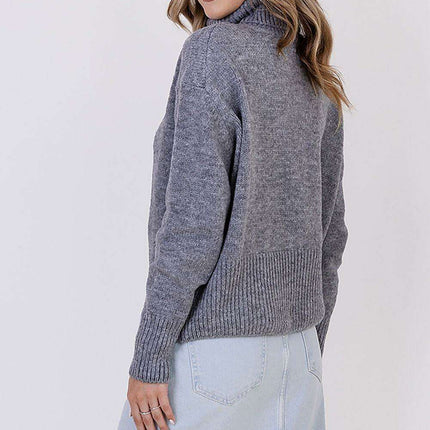 Chic Comfort Knit Turtleneck Sweater - Très Elite