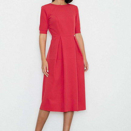 Chic Comfort: The Figl Daydress Reimagined - Très Elite