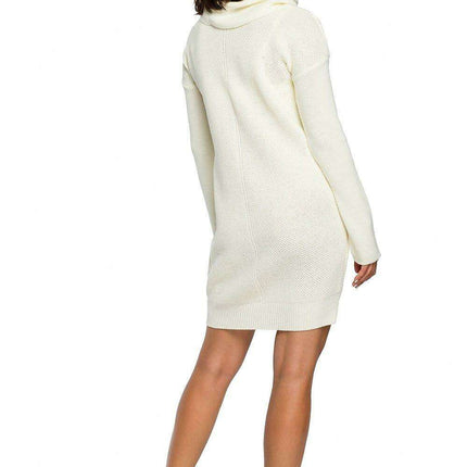 Chic Comfort: Waffle-Knit Turtleneck Sweater Dress - Très Elite