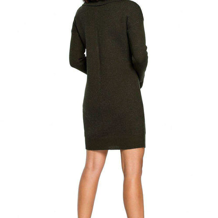 Chic Comfort: Waffle-Knit Turtleneck Sweater Dress - Très Elite