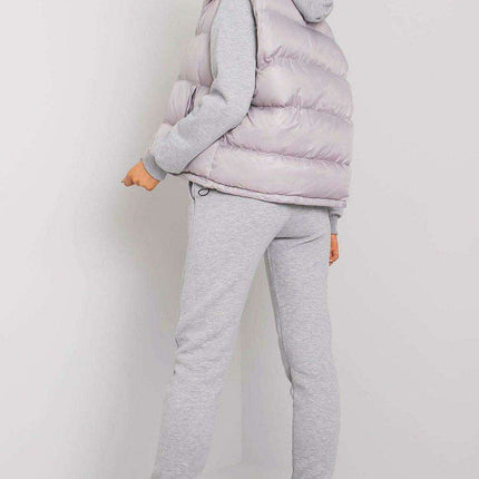 Chic Comfort Zip Vest Ensemble - Très Elite