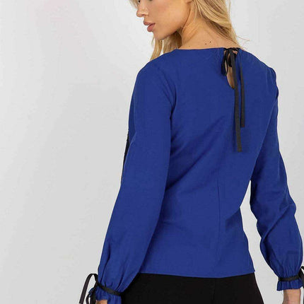 Chic Cotton Blouse with Exquisite Lace Details - Très Elite