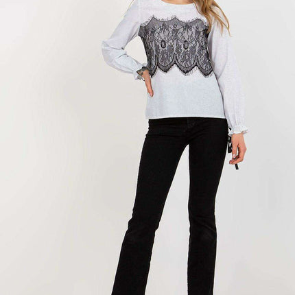 Chic Cotton Blouse with Exquisite Lace Details - Très Elite