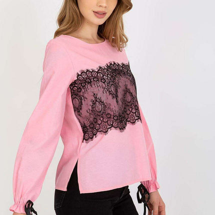 Chic Cotton Blouse with Exquisite Lace Details - Très Elite