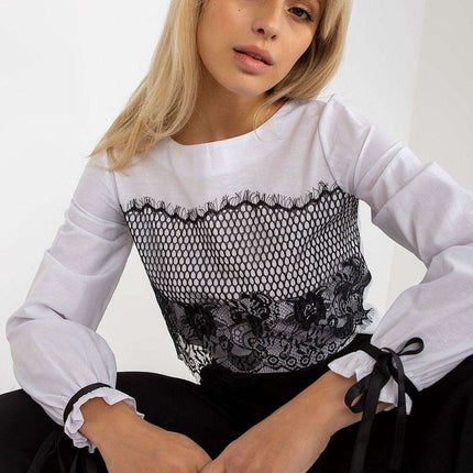 Chic Cotton Blouse with Exquisite Lace Details
