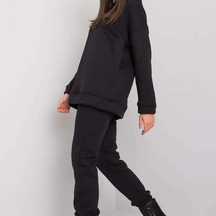 Chic Cotton Outfit with Versatile Sizing Options - Très Elite