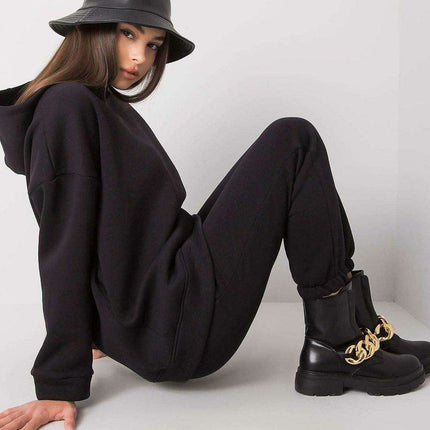 Chic Cotton Outfit with Versatile Sizing Options - Très Elite