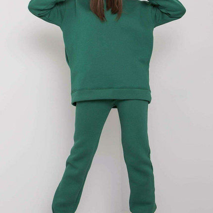 Chic Cotton Outfit with Versatile Sizing Options