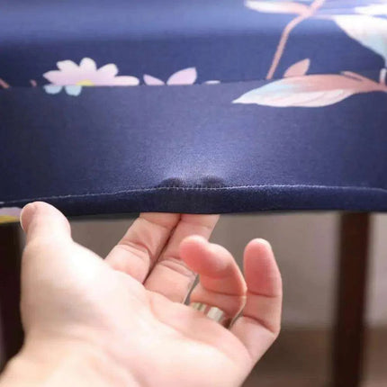 Chic Dark Blue Floral Slipcover for Nordic-Inspired Chairs - Très Elite