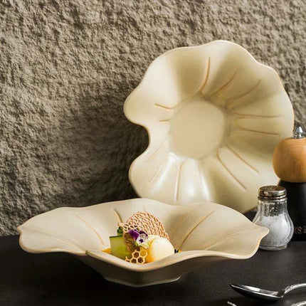 Chic Deep Ceramic Serving Bowl for Gourmet Meals and More - Très Elite