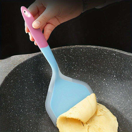 Chic Dual-Tone Silicone Turner - Non-Stick Kitchen Essential for Effortless Cooking and Baking - Très Elite