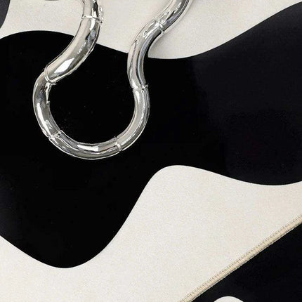 Chic Eco-Conscious Monochrome Abstract Area Rug with Superior Stability - Très Elite