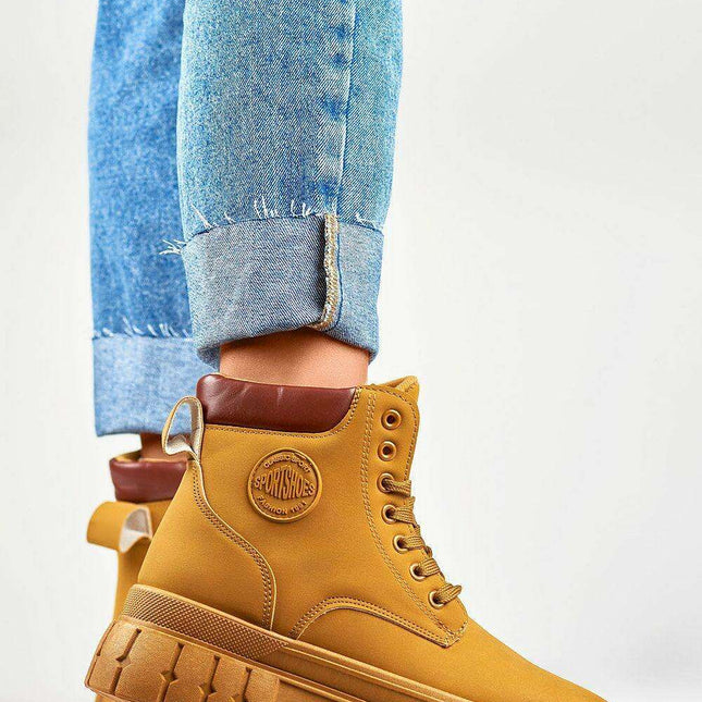 Chic Eco-Friendly Ankle Boots with Comfortable Textile Insole