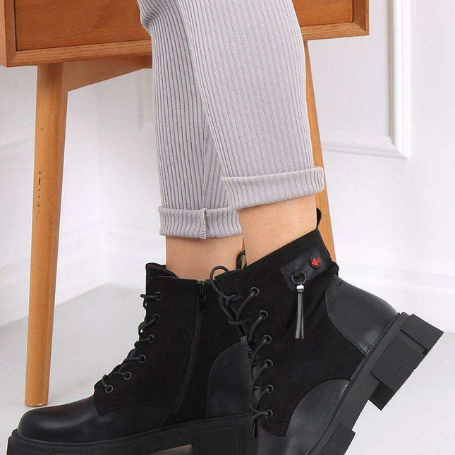 Chic Eco-Friendly Lace-Up Boots Model 160287