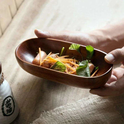 Chic Eco-Friendly Wooden Oval Serving Tray for Fruits, Desserts, and Appetizers - Très Elite