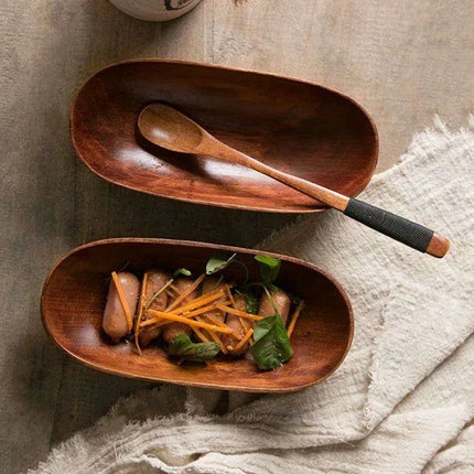 Chic Eco-Friendly Wooden Oval Serving Tray for Fruits, Desserts, and Appetizers - Très Elite