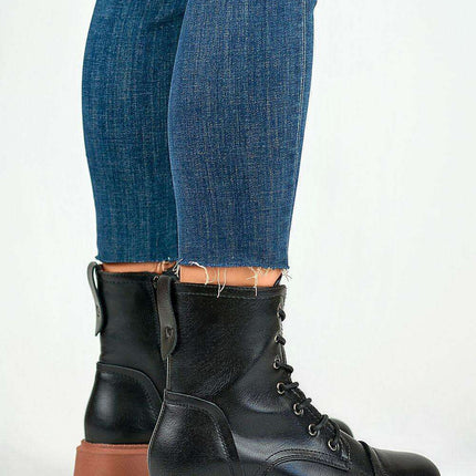 Chic Eco Leather Winter Lace-Up Boots - Très Elite