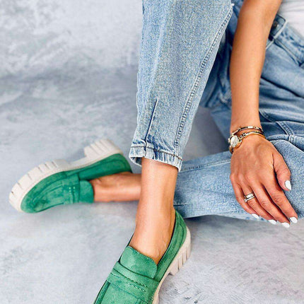 Chic Eco-Suede Moccasins - Model 179906 - Très Elite