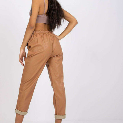 Chic Ecological Leather Trousers Chain Accent Italy Moda - Très Elite