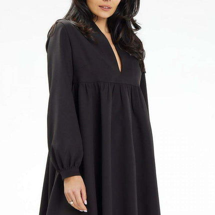 Chic Elegance: Stand-Up Collar Mini Dress for Any Occasion