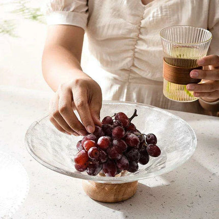 Chic Elevated Glass Fruit Display with Premium Rubber Wood Base for Stylish Dining Enhancements - Très Elite