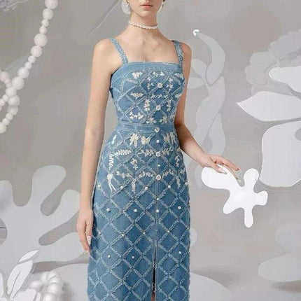 Chic Embroidered Denim Evening Gown with Diamond Detailing - Summer 2024 Edition - Très Elite