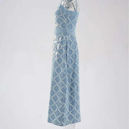 Chic Embroidered Denim Evening Gown with Diamond Detailing - Summer 2024 Edition - Très Elite