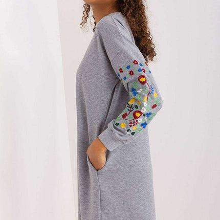 Chic Embroidered Sweat Dress for Everyday Elegance Comfort - Très Elite