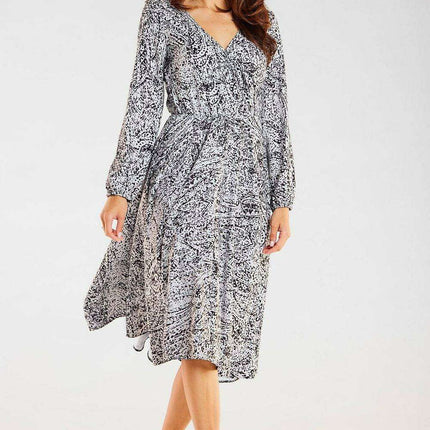 Chic Envelope Neck Midi Dress with Stylish Flared Hem - Très Elite