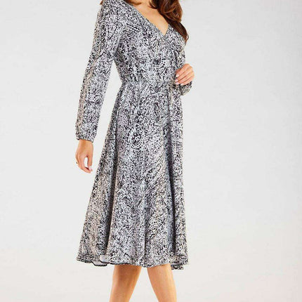 Chic Envelope Neck Midi Dress with Stylish Flared Hem - Très Elite