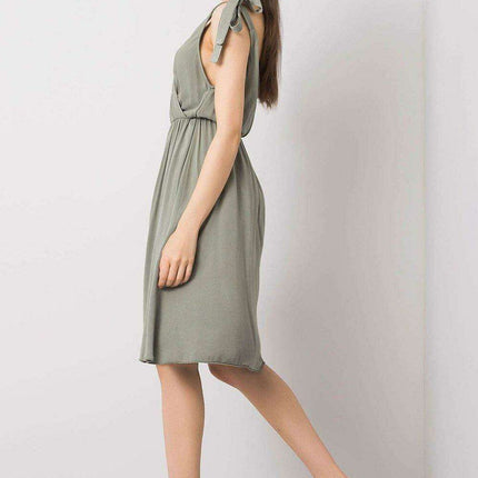 Chic Envelope Neck Summer Dress by Bella - Très Elite