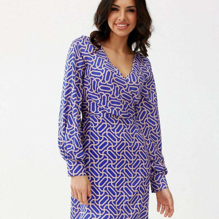 Chic Envelope Neckline Mini Dress for Effortless Sophistication - Très Elite