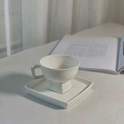 Chic European Ceramic Mug Set for Contemporary Home and Office Elegance - Très Elite