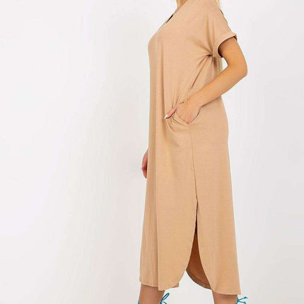 Chic Everyday Dress with Functional Side Pockets - Très Elite