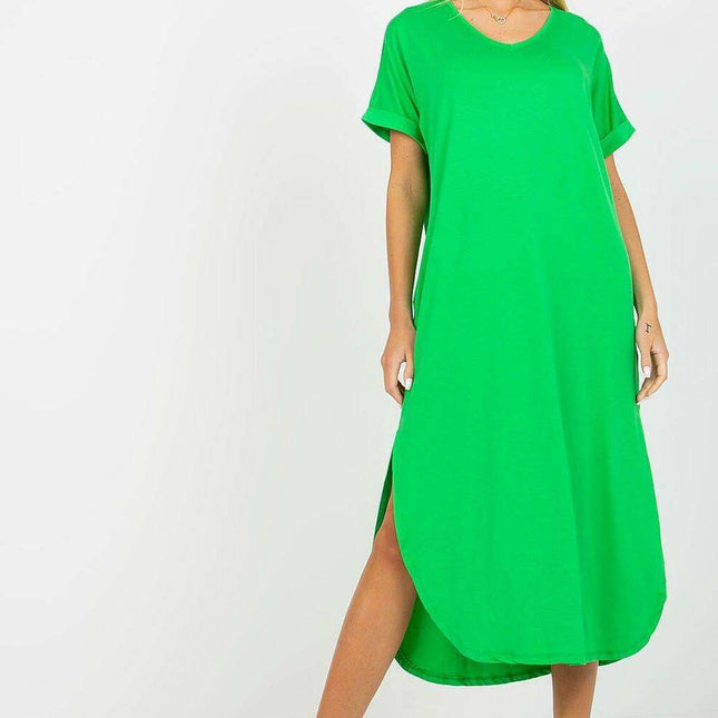 Chic Everyday Dress with Functional Side Pockets - Très Elite