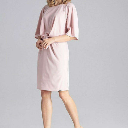 Chic Everyday Knee-Length Dress - Très Elite