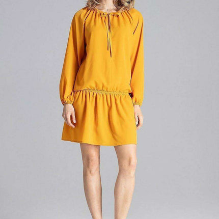 Chic Everyday Shift Dress - Très Elite