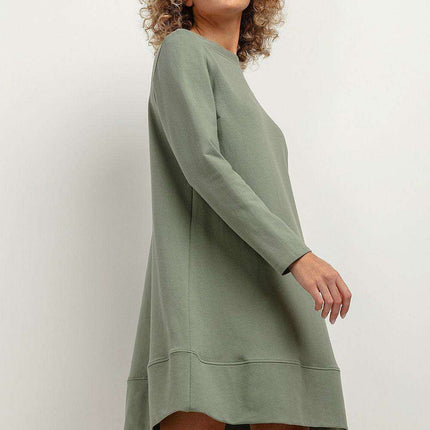 Chic Fall Knit Dress with Elegant Stand-Up Collar