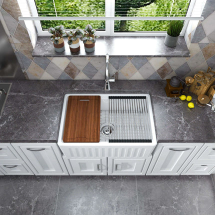 Chic Farmhouse Kitchen Sink Ensemble with Essential Accessories - Includes Cutting Board, Grid & Strainer - Très Elite
