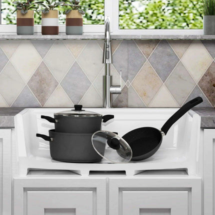 Chic Farmhouse Kitchen Sink Ensemble with Essential Accessories - Includes Cutting Board, Grid & Strainer - Très Elite