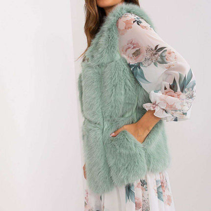 Chic Faux Fur Gilet: Your Essential Wardrobe Staple - Très Elite