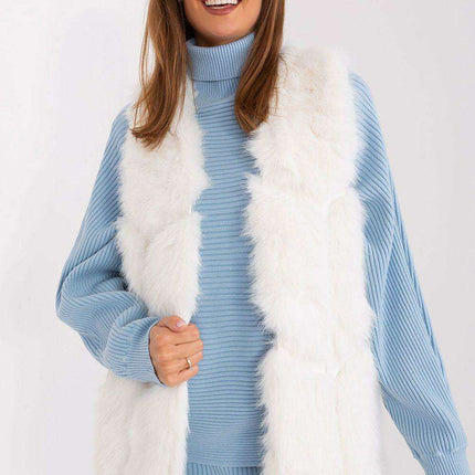 Chic Faux Fur Gilet: Your Essential Wardrobe Staple - Très Elite