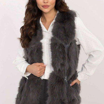 Chic Faux Fur Gilet: Your Essential Wardrobe Staple - Très Elite