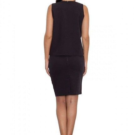 Chic Figl Ensemble for the Contemporary Woman - Très Elite