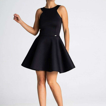 Chic Flare Cocktail Dress with Elegant Zip Closure and Stylish Back Design - Très Elite