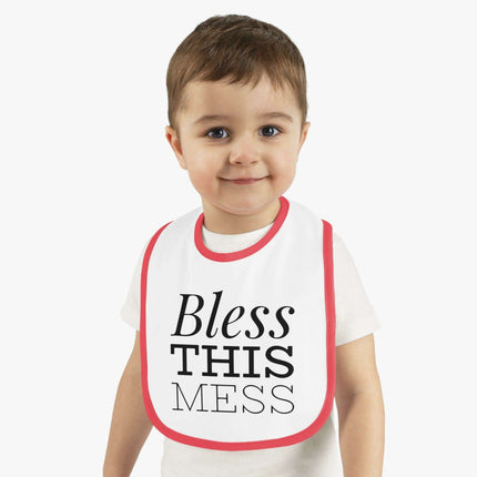 Chic Fleece Baby Bib - Elegant and Practical Mealtime Solution for Infants - Très Elite