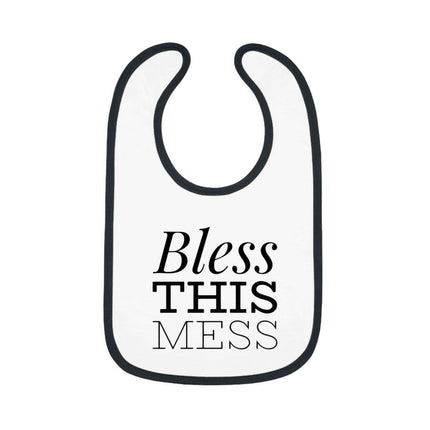 Chic Fleece Baby Bib - Elegant and Practical Mealtime Solution for Infants - Très Elite