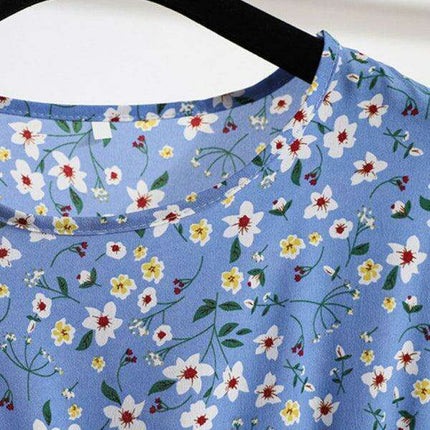 Chic Floral Maxi Dress: Effortless Elegance in Lightweight Chiffon - Très Elite