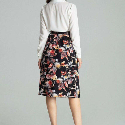 Chic Floral Pleated Midi Skirt with Elegant Gold Buckle Detail - Très Elite