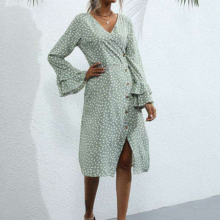 Chic Floral Print French Dress with Elegant Split Sleeves - Très Elite